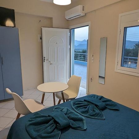 Pame Apartments Only Adults Valanidorachi Εξωτερικό φωτογραφία